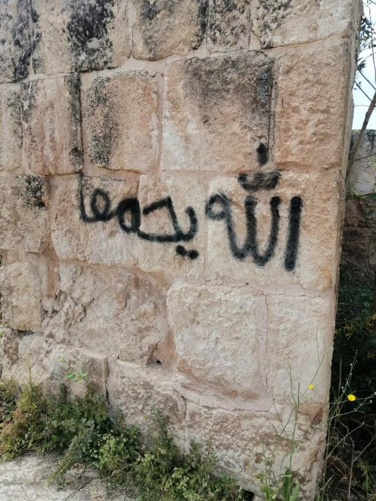 غضب أردني واسع بعد العبث بأعمدة جرش الأثرية