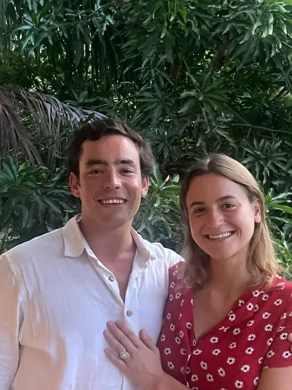 "إنفانتا انفانتا ماريا فرانشيسكا وخطيبها دوارتي دي سوزا أراخو"