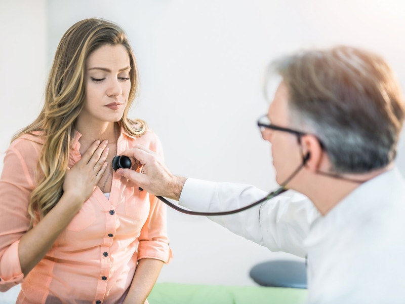 طبيب البوابة: 10 علاجات منزلية لتهدئة حرقة المعدة