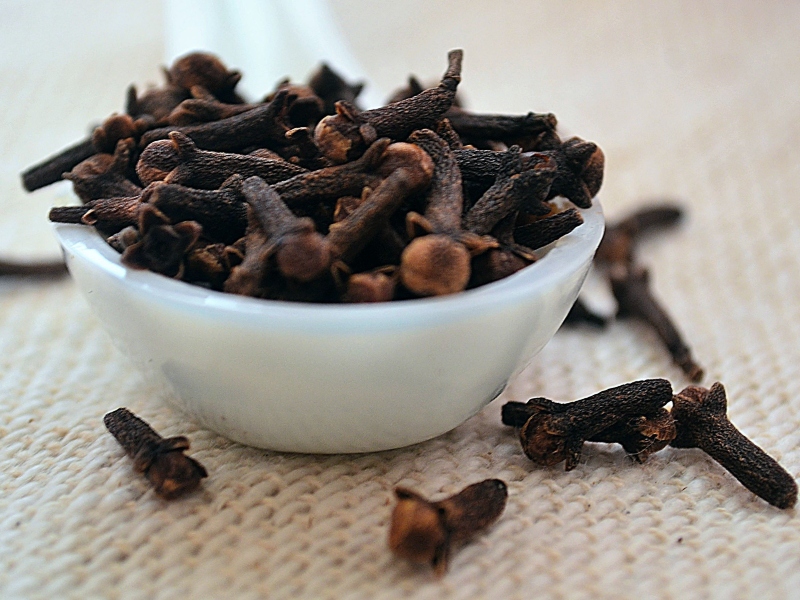 طبيب البوابة: 5 معطرات طبيعية للفم