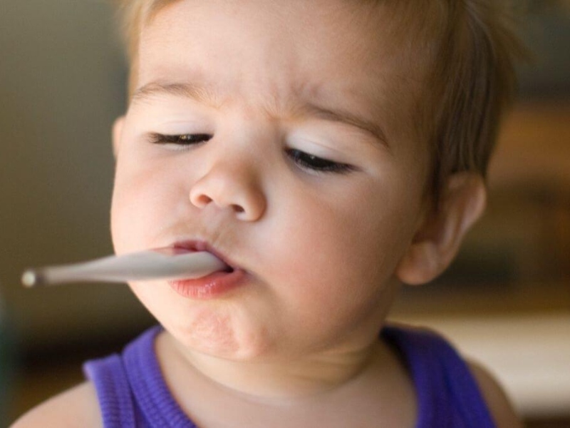 علاج الكحة عند الاطفال الأسباب وطرق العلاج