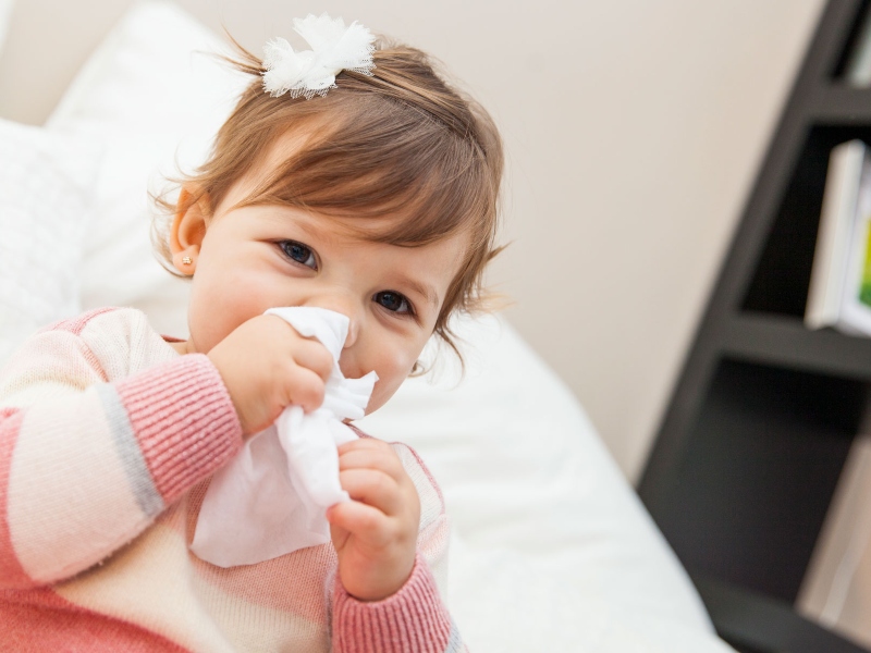 علاج الكحة عند الاطفال الأسباب وطرق العلاج