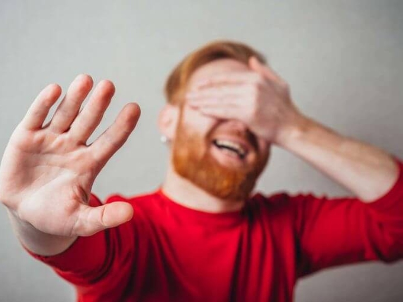 علاقات البوابة: لا تخبر أصدقاءك هذه الأسرار