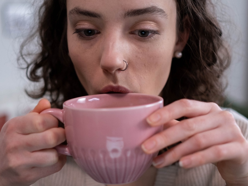 طبيب البوابة: 5 أسباب لألم المعدة بعد الأكل