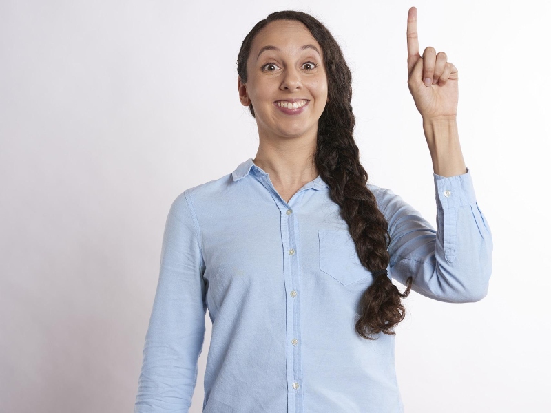 4 أبراج يمكن أن يخدعها الآخرون بسهولة