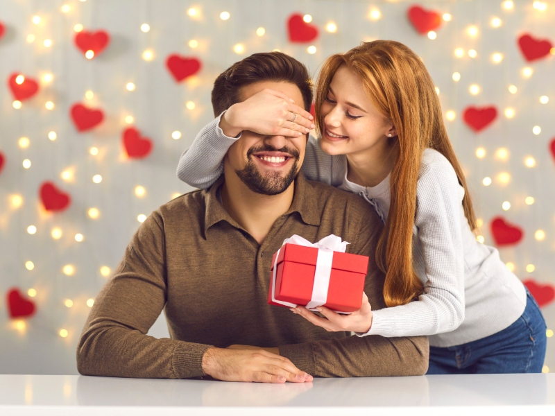 5 أفكار كلاسيكية لهدايا عيد الحب