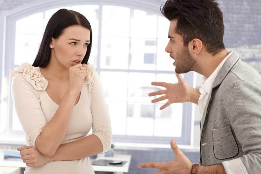 بعض الأسئلة الشائعة حول تصرفات المحشش مع زوجته