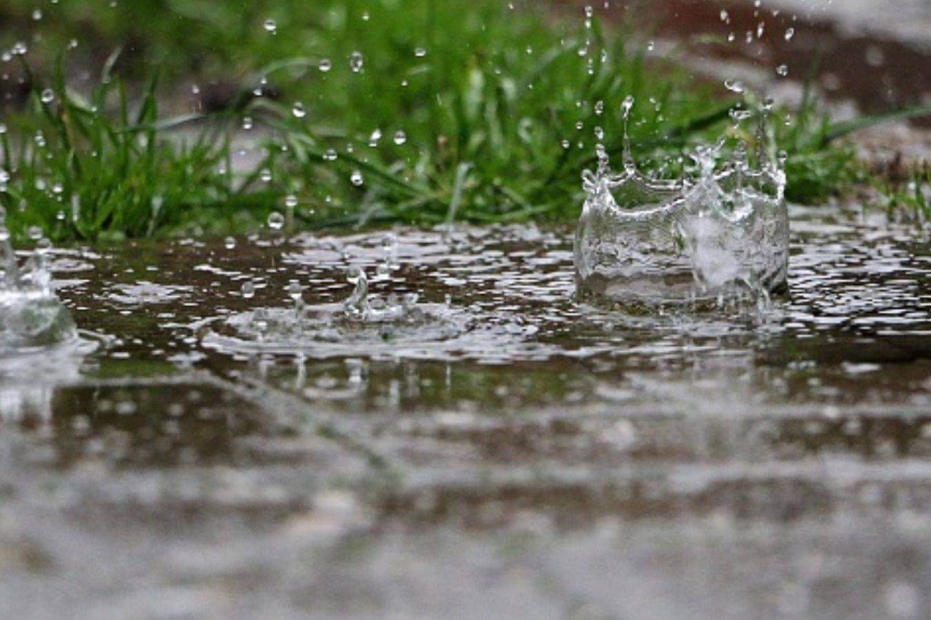 تفسير حلم نزول المطر بغزارة على البيت