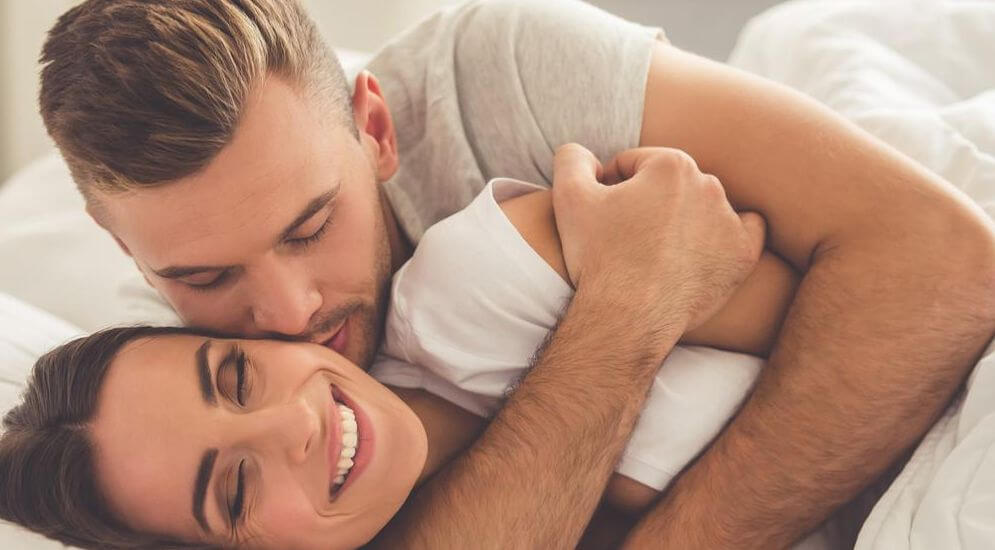حلمت اني اجامع امرأة لا أعرفها وأنا عزباء