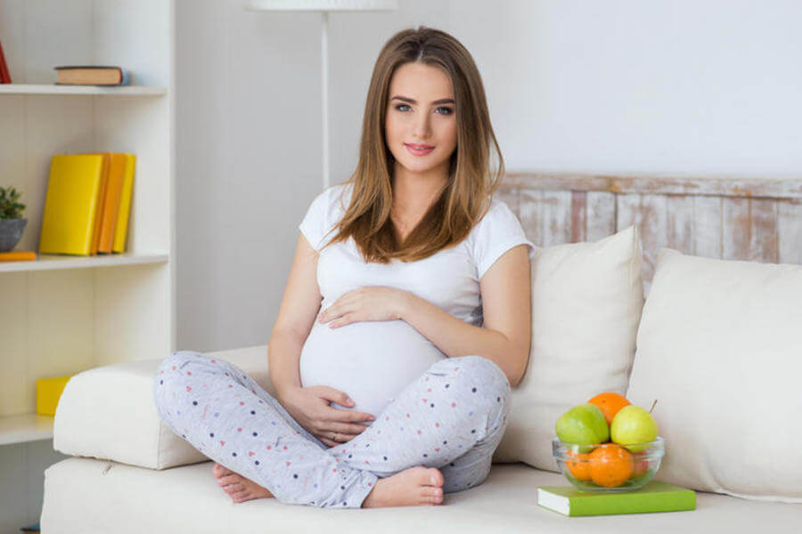 متى يظهر كيس الحمل بتوأم بعد الحقن المجهري؟