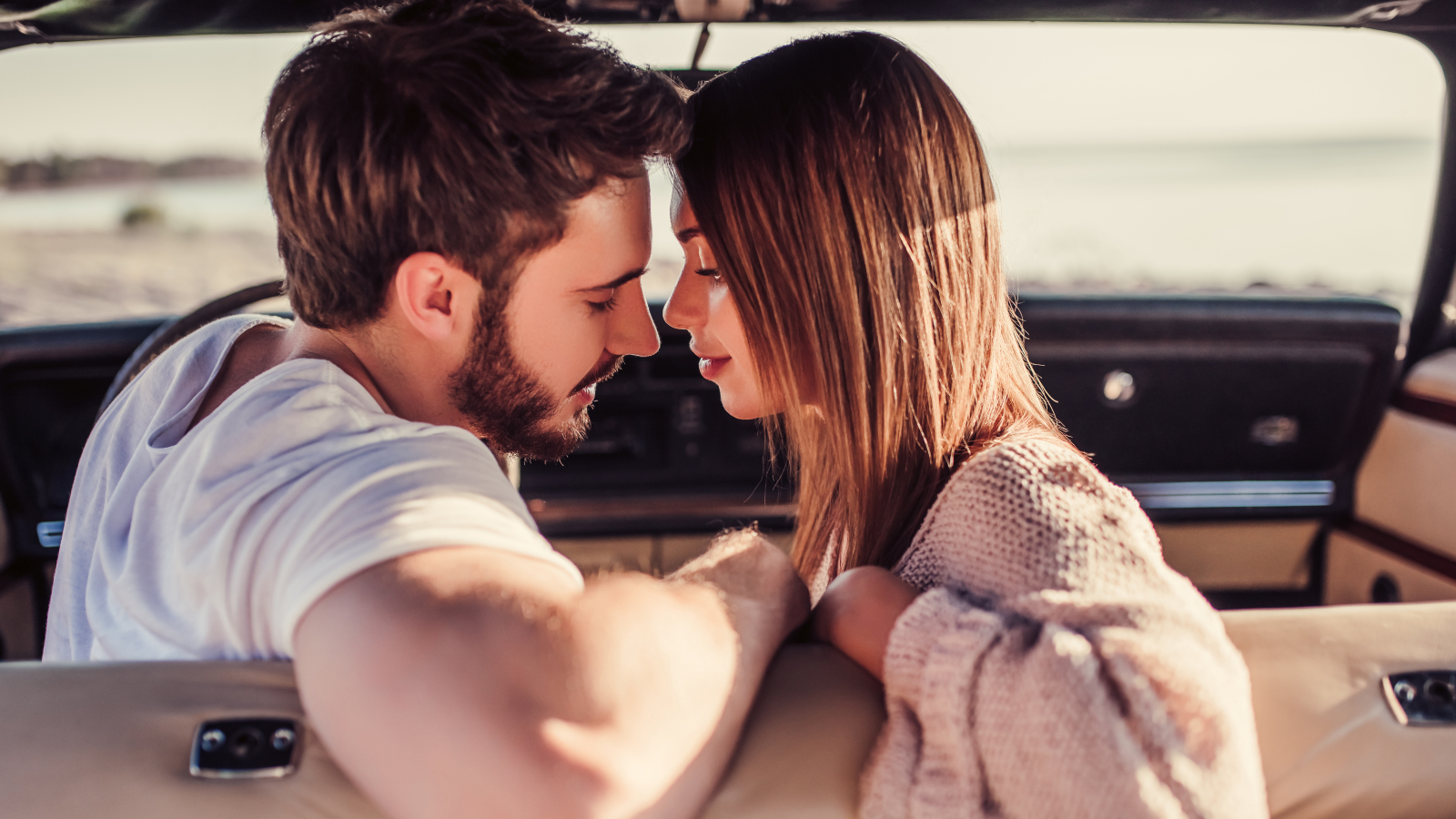 مدى تأثير القبلة على رجل البوابة