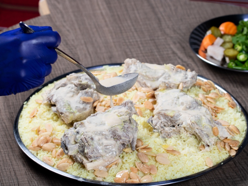 تفسير حلم رؤية ولي العهد الأردني في المنام
