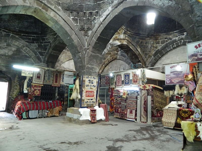 سوق بداستان