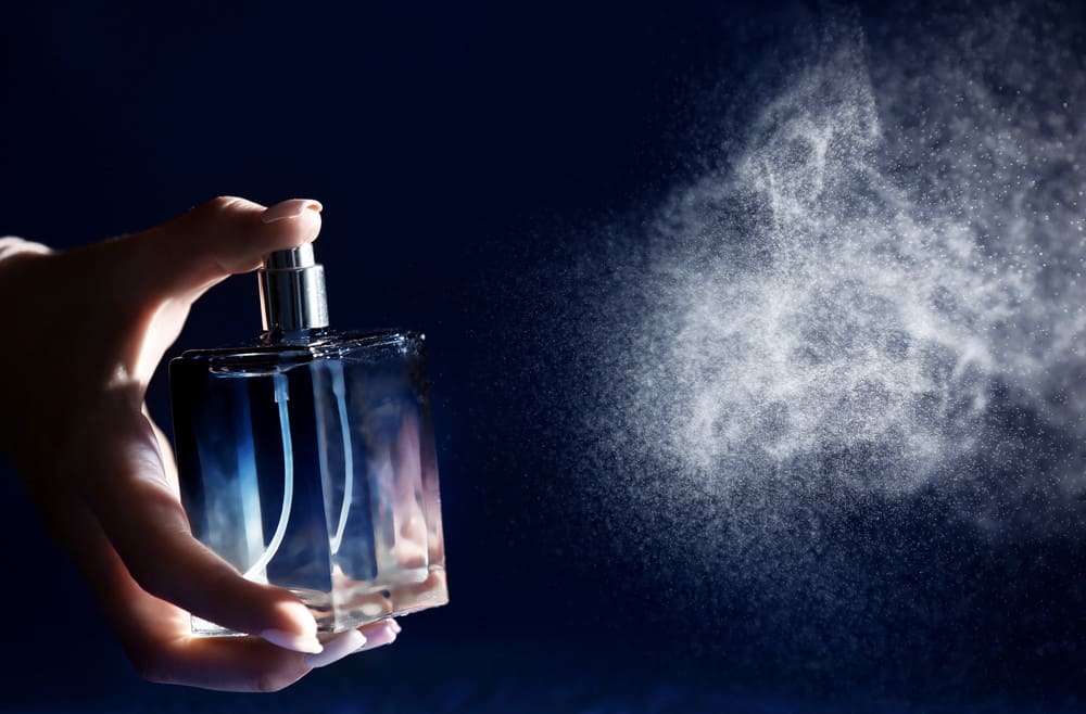 قسم العطور في الربيع مول
