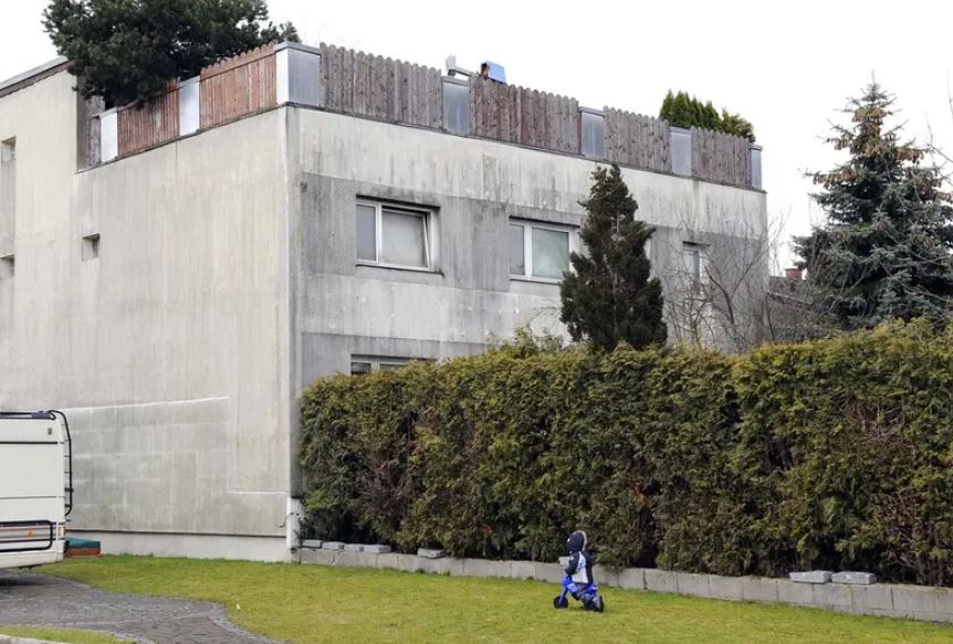  Girl in the basement