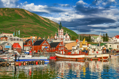 Iceland richest countries