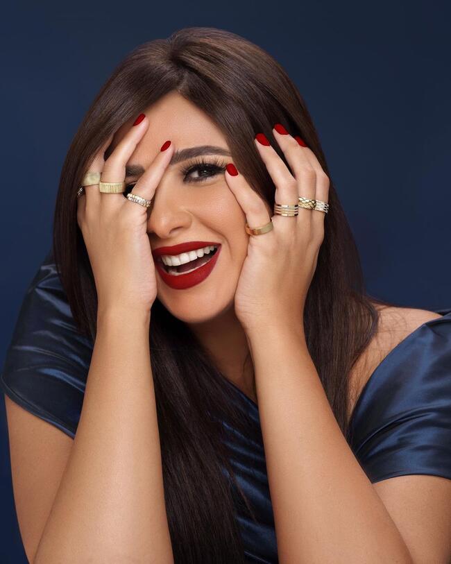 ياسمين عبدالعزيز