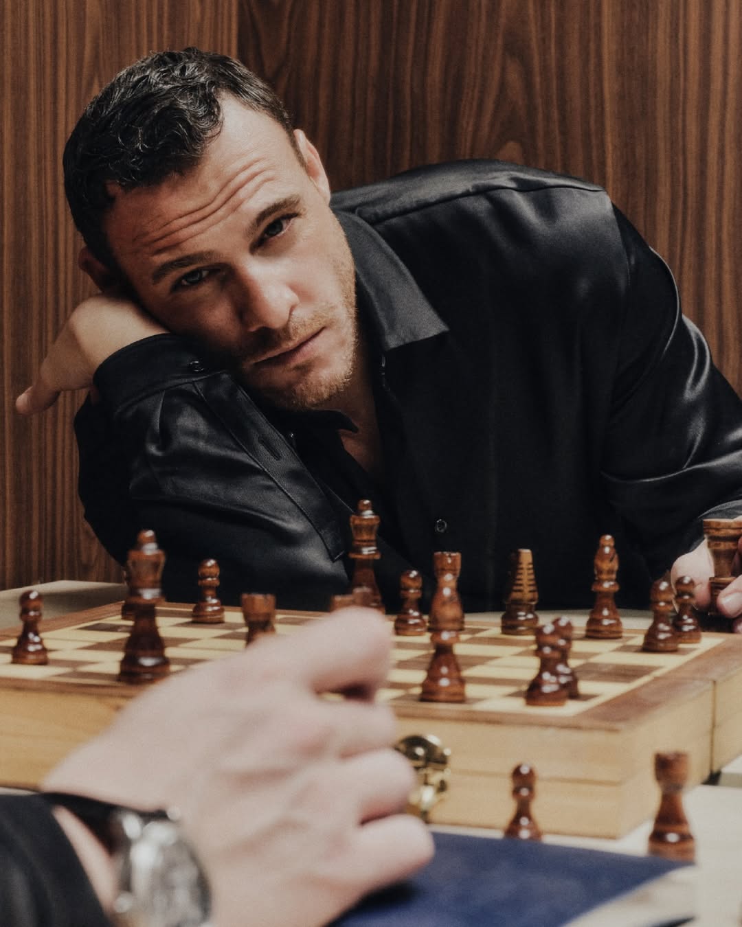 Kerem Bürsin Instagram