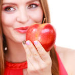 يحتوي التفاح على نسبة عالية من الكريسيتين  يحتوي التفاح على نسبة عالية من الكريسيتين