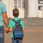 يجب تعويد الطفل على الدراسة والتعلّم وهو في سن صغيرة 