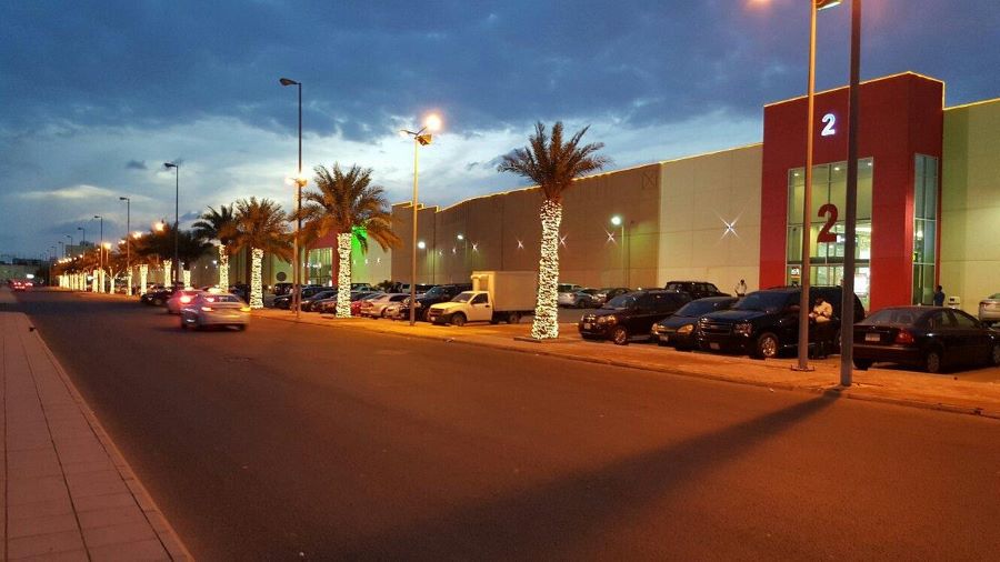 الخدمات التي يتم تقديمها بهيفاء مول جدة