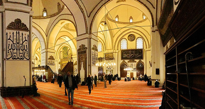 الخدمات في جامع أولو بورصة
