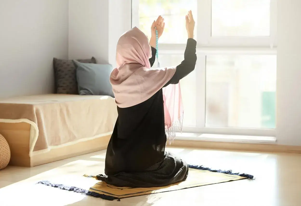 تفسير حلم البكاء في الصلاة للمتزوجة