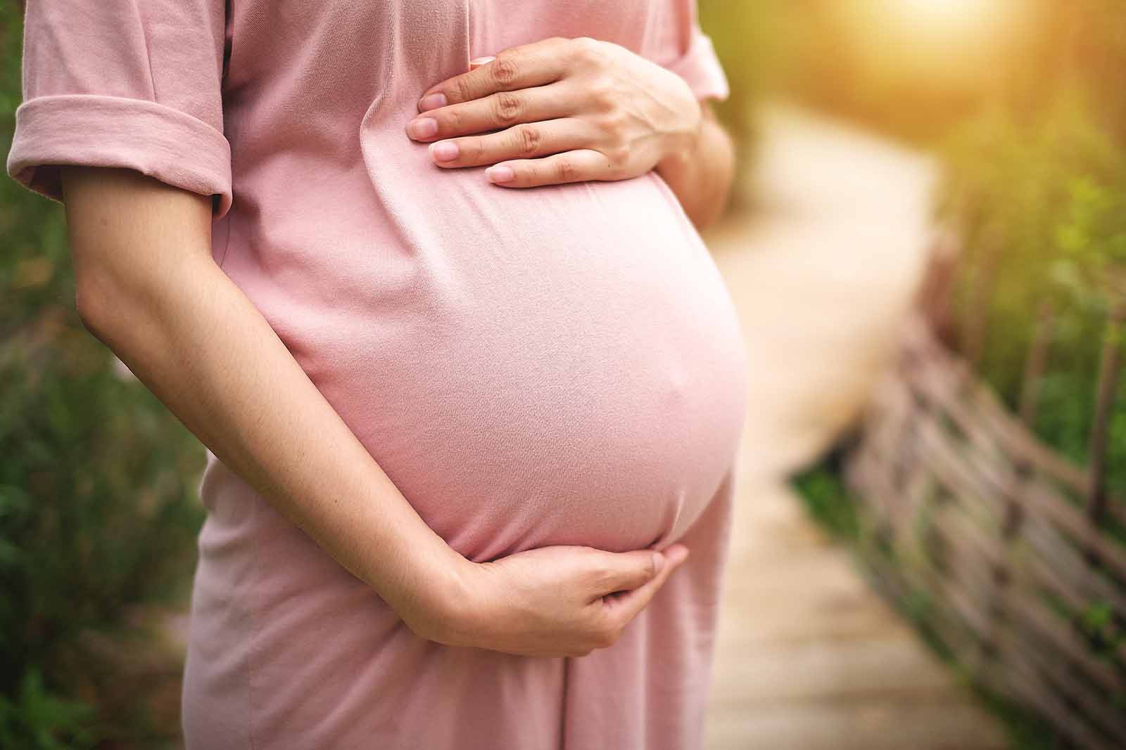 تفسير حلم الحمل على وشك الولادة للمتزوجة لابن سيرين