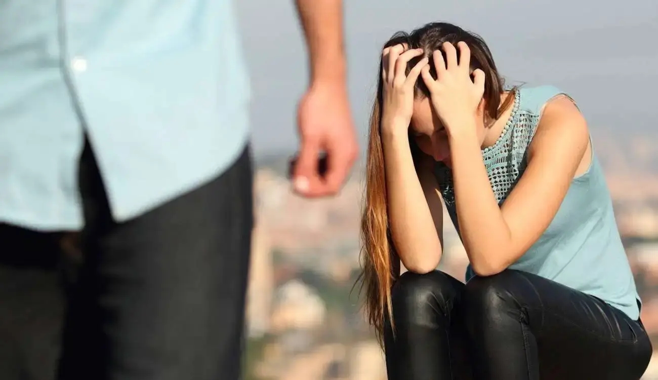 تفسير حلم فراق الحبيب والبكاء للعزباء بشدة