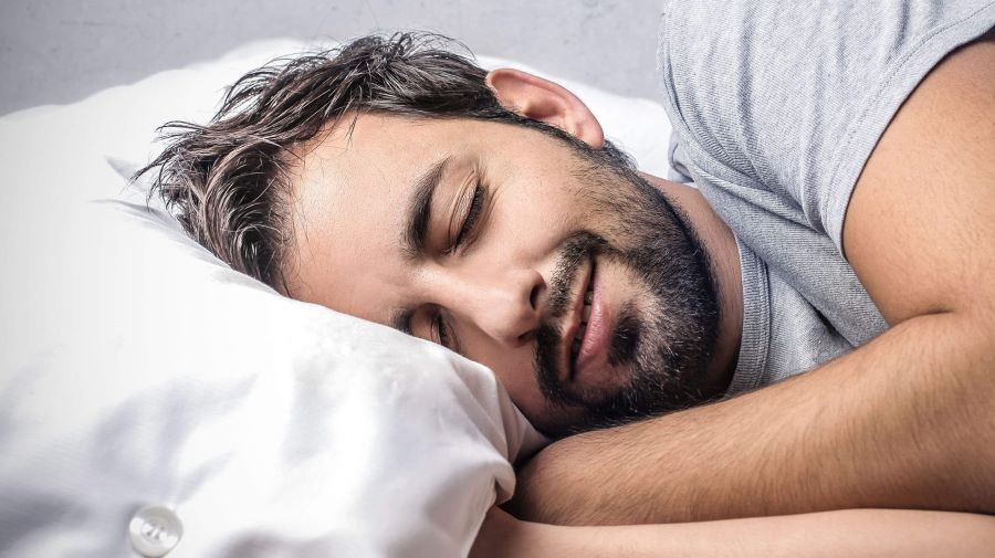 تفسير رؤية الاب في المنام يتكلم