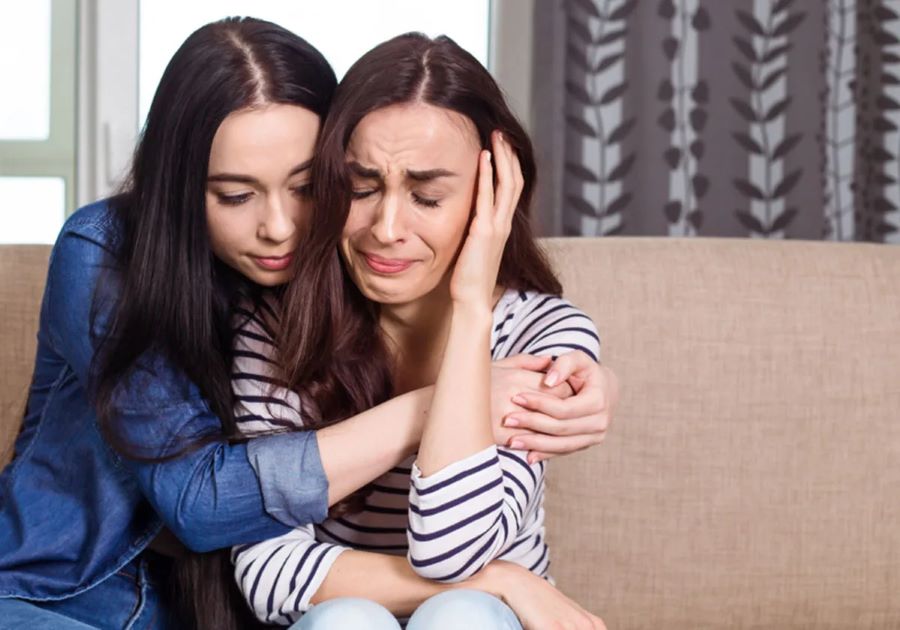 تفسير رؤية الميت في المنام وهو زعلان للمتزوجة