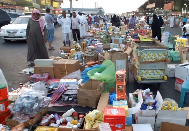 الخدمات التي يقدمها سوق الصواريخ في جدة