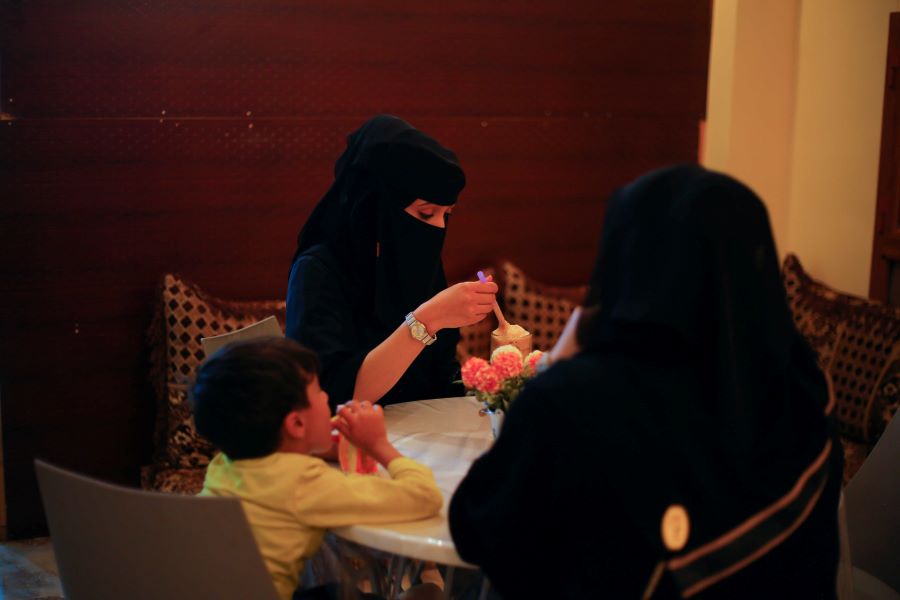 كافيه نصف قهوة HaIf coffee