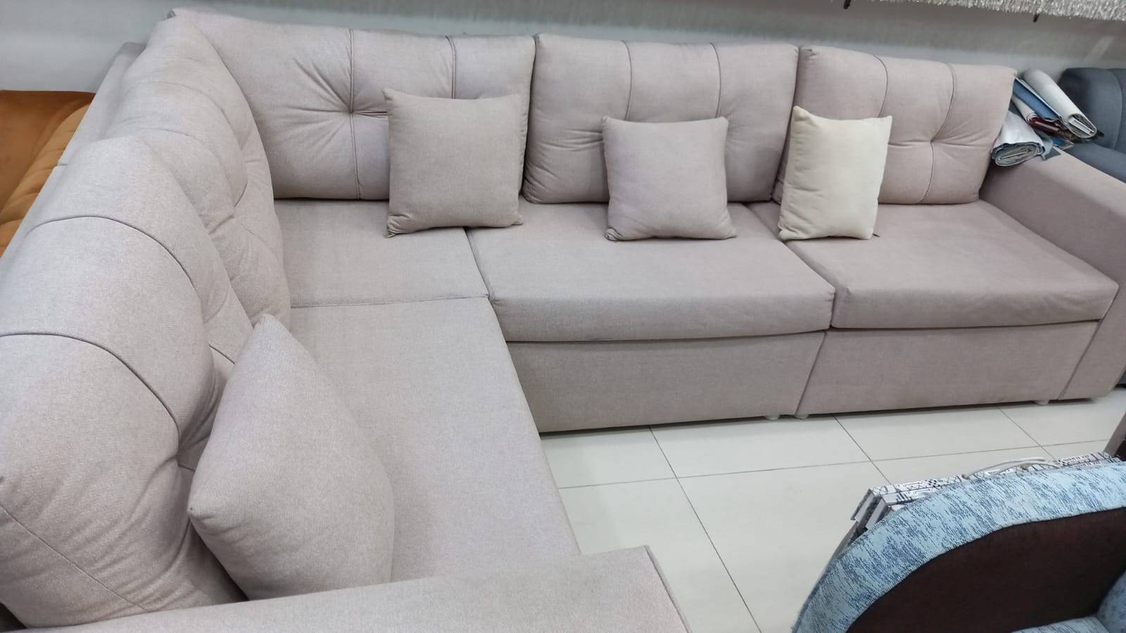 محل مفروشات الرياض تفصيل كنب وستائر