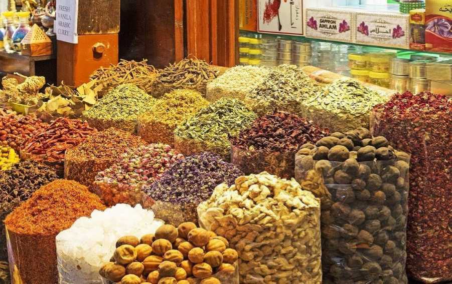 محلات المكسرات والتوابل في أسواق المجد الرياض