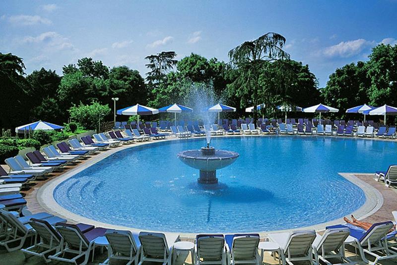 مسبح سويستيل ذا بوسفور