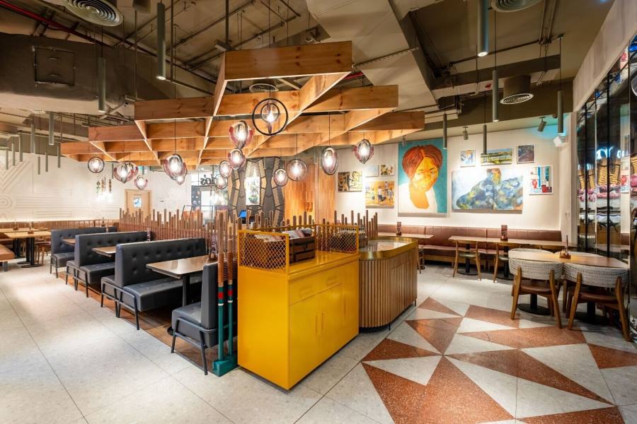 مطعم Nando’s Dubai Motor City