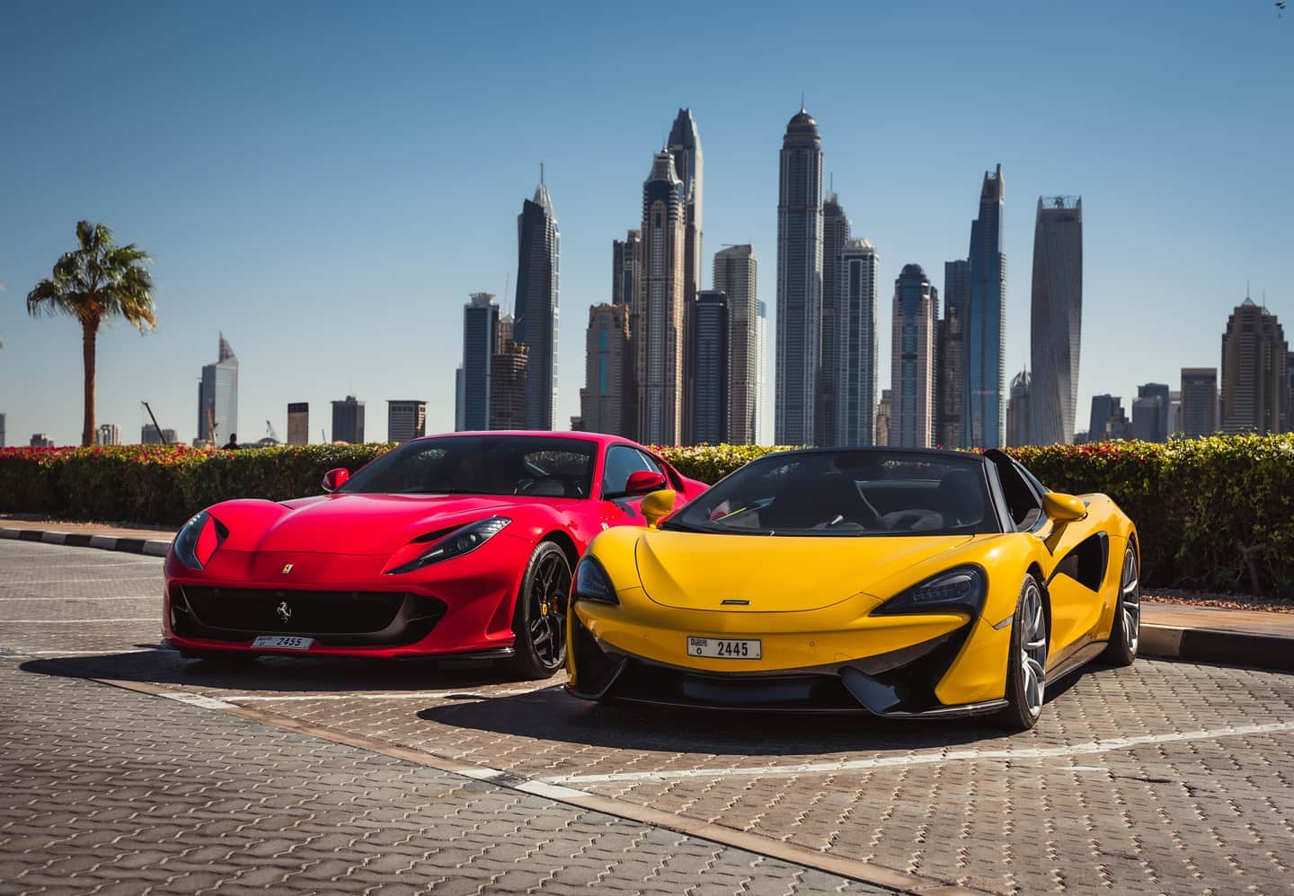 مكتب في آي بي لتأجير السيارات