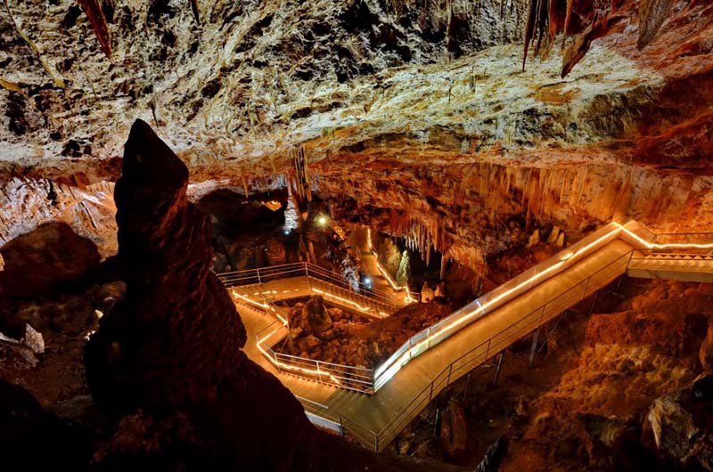 مواعيد العمل في مغارة اويلات بورصة ورسوم الدخول