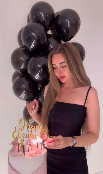 هنا الزاهد