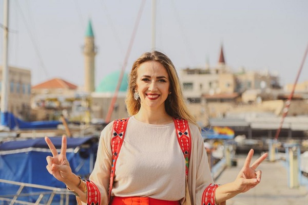 دلال أبو آمنة