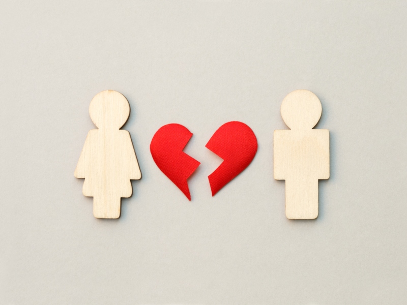 كيف تؤثر الخيانة على حياتك ومشاعرك؟