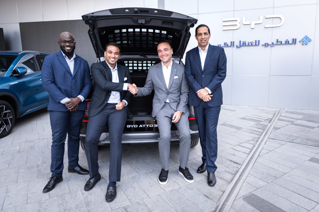 شركة الفطيم للنقل الكهربائي و (Neo Mobility) توقعان شراكة استراتيجية لتسريع عملية كهربة قطاع التوصيل وخدمة تسليم الميل الأخير في دولة الإمارات العربية المتحدة
