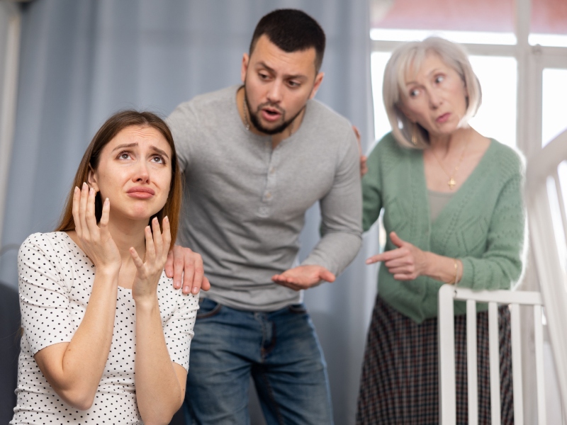 10 تفسيرات لرؤية الحماة في المنام