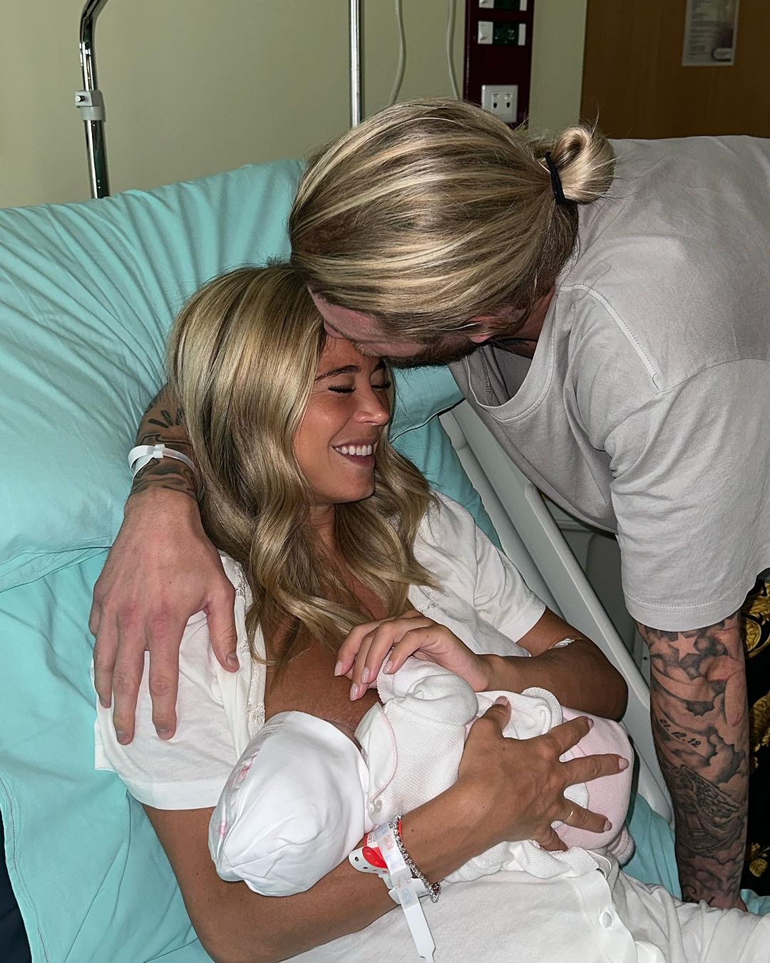 diletta leotta ha tirato fuori il seno per allattare la sua nuova bambina aria