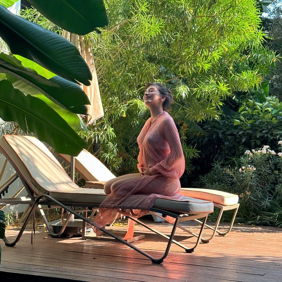 Turkish actress Neslihan Atagül