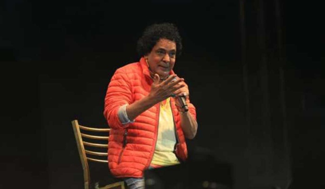 محمد منير