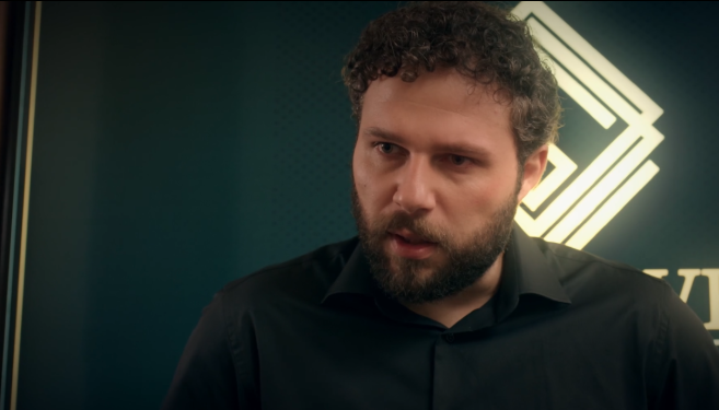 مسلسل حب على ورق الحلقة 30.. سر خطير يهدد زواج لين وأوس