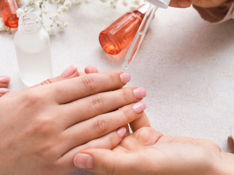 جميلة البوابة: مشاكل الأظافر القصيرة وطرق علاجها