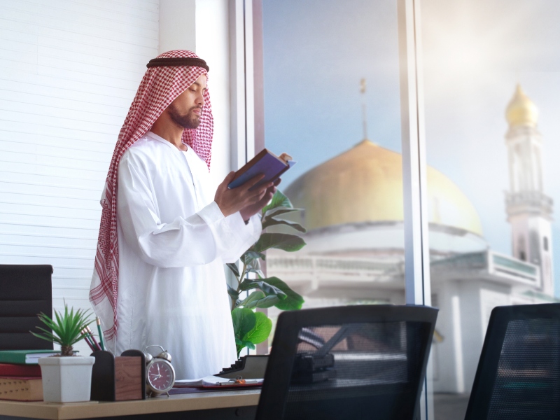 دليل مختصر عن شهر رمضان لزميلك غير المسلم